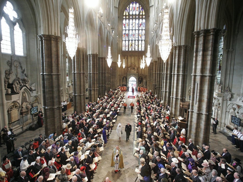 Public urged to take the chance to have Westminster Abbey to themselves