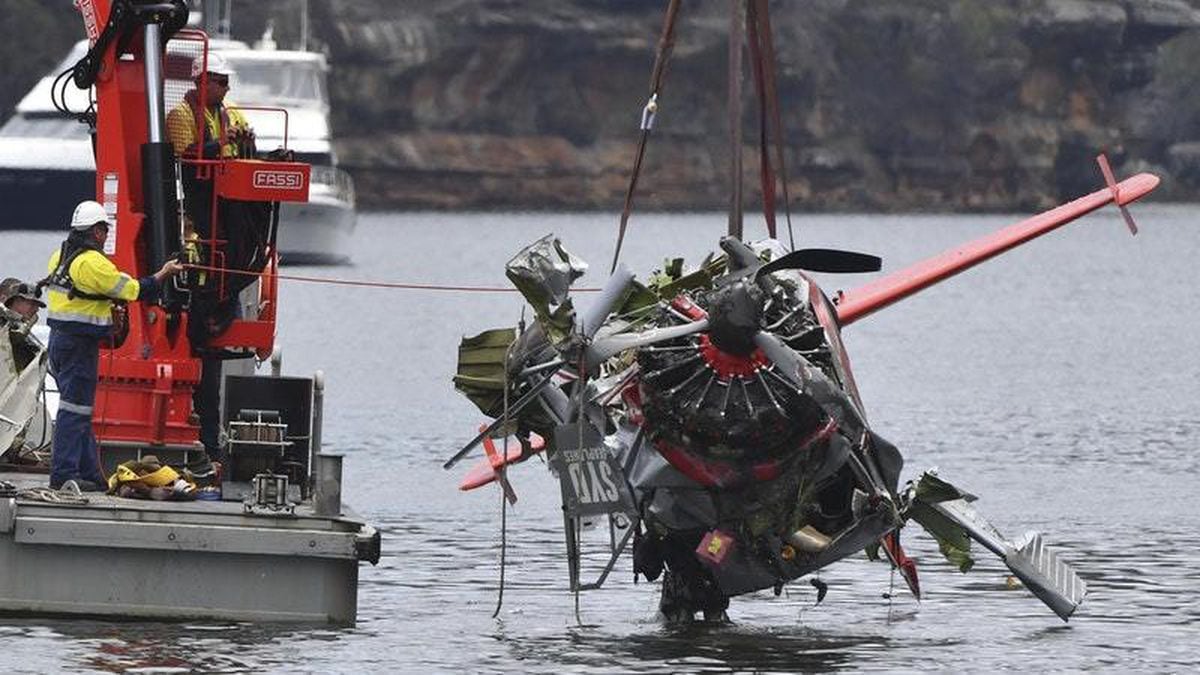 Seaplane which crashed killing six was rebuilt after previous fatal