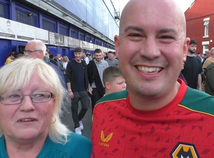 Everton 0 Wolves 1: Wolves fans delighted as Sasa Kalajdzic grabs stunning winner - WATCH