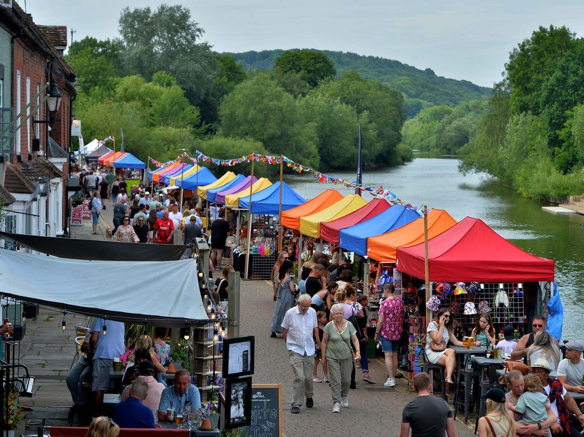 beautiful-setting-and-great-weather-for-food-festival-express-star