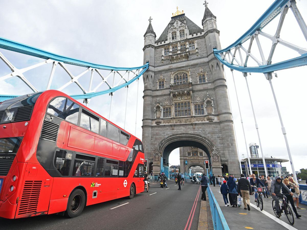 Tower Bridge reopens for motorists following mechanical fault | Express ...