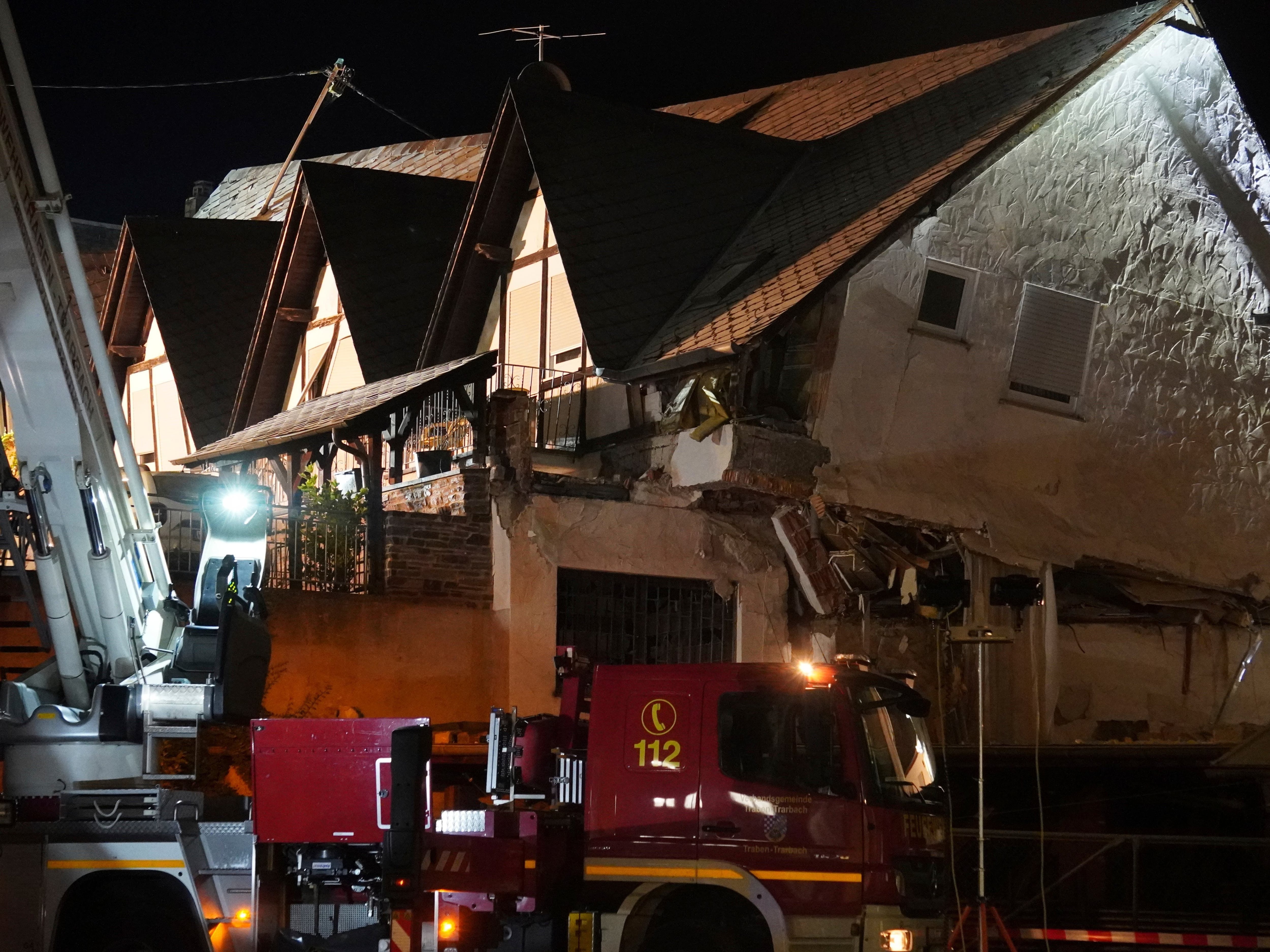 Two killed, several others trapped for hours after German hotel collapse