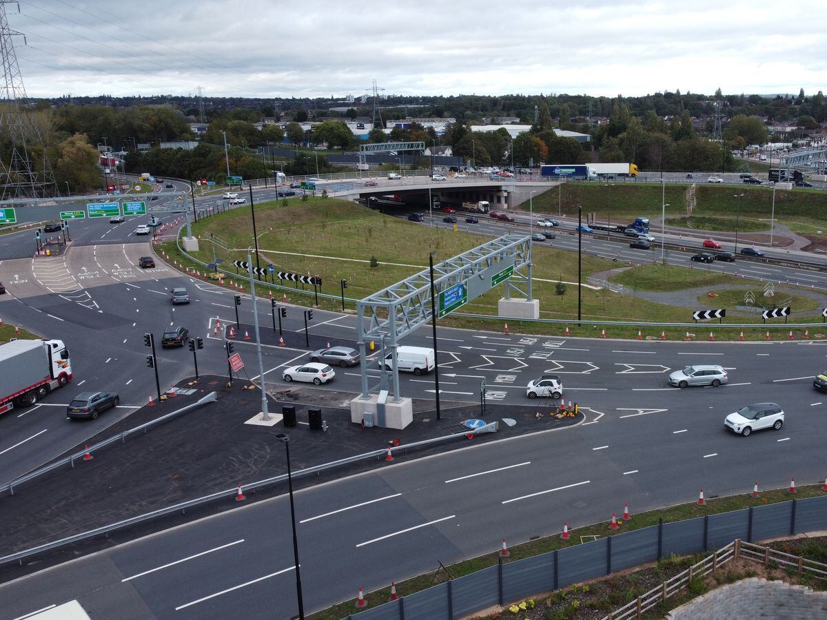 Road and lane closures announced for continuing M6 J10 roundabout ...