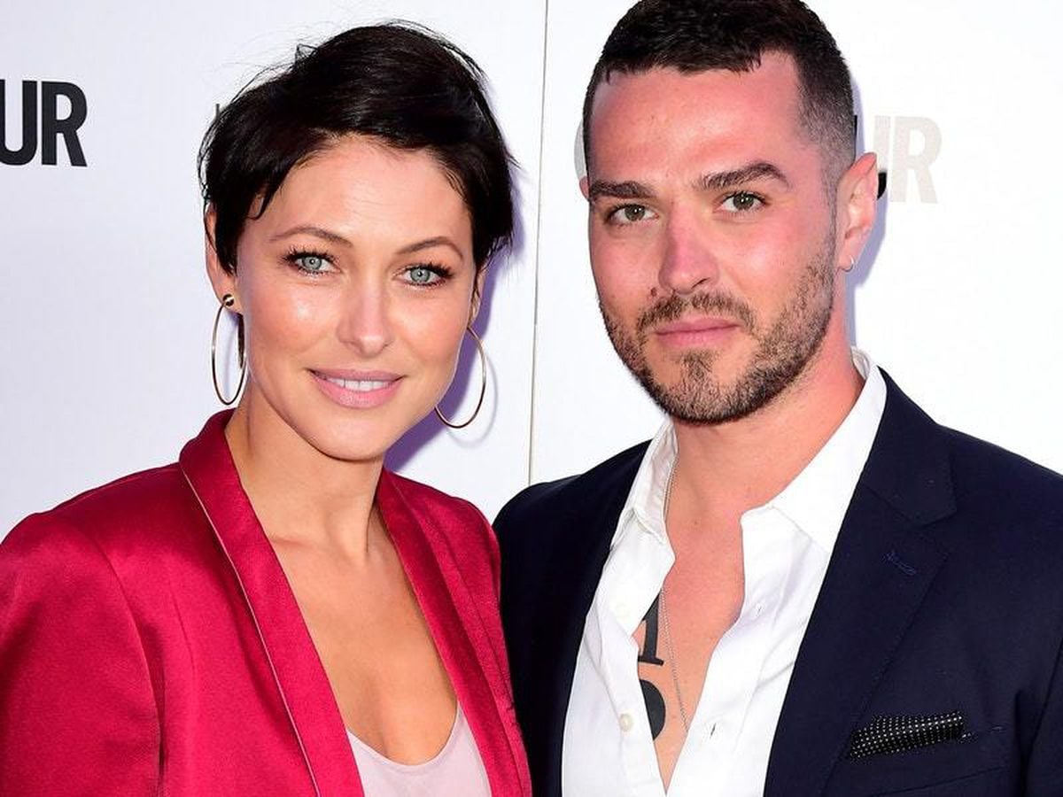 Emma Willis kisses husband Matt in sweet anniversary picture | Express ...