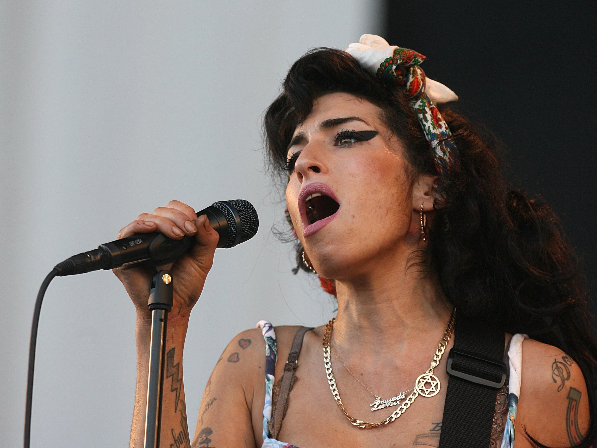Evidence of ‘suspicious circumstances’ around Amy Winehouse auctions, court told