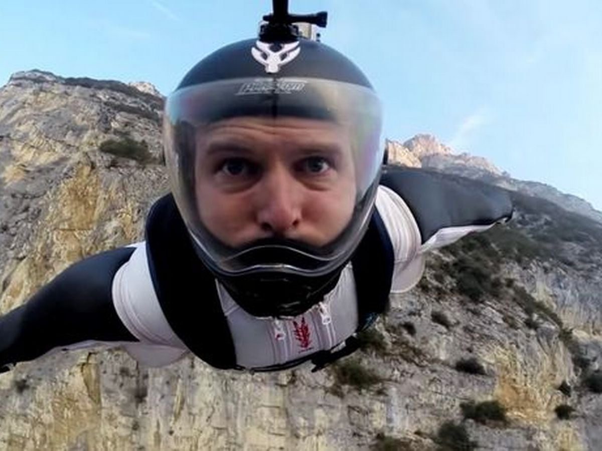 Tributes to amazing wingsuit champion from Willenhall who died