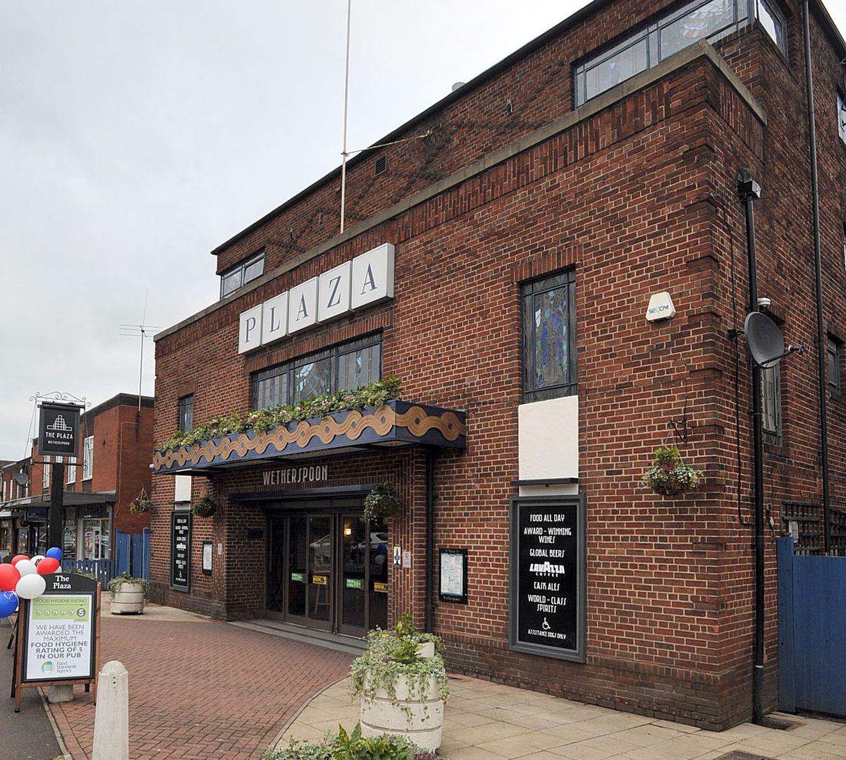 See The Black Country And Staffordshire Pubs In Latest Good Beer Guide Express Star