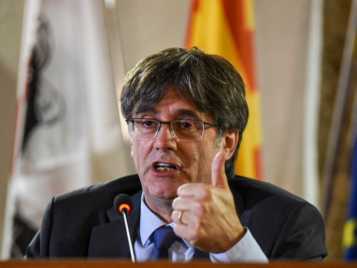 Fugitive ex-Catalan leader plans return to Spain despite threat of arrest