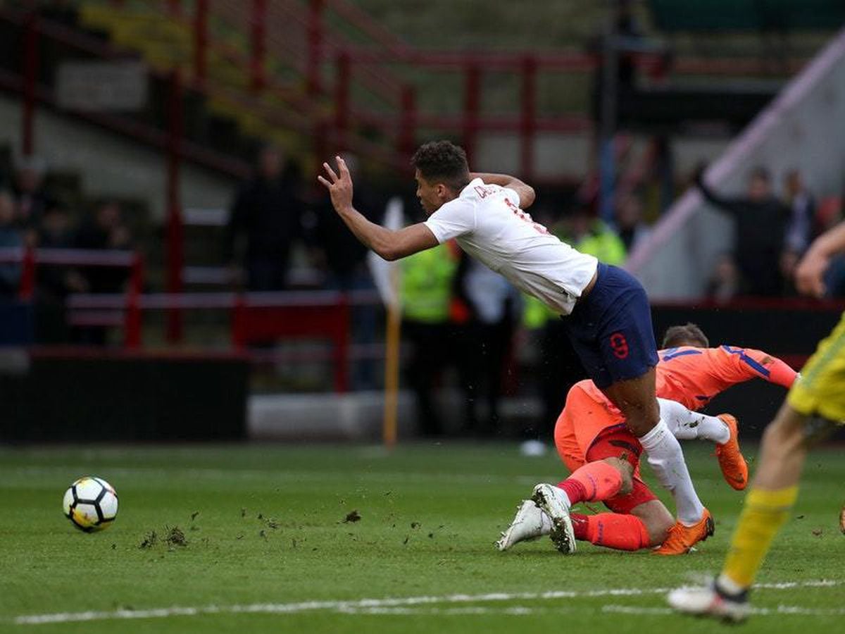 Solanke’s Late Strike Claims Victory For England Under-21s Against ...