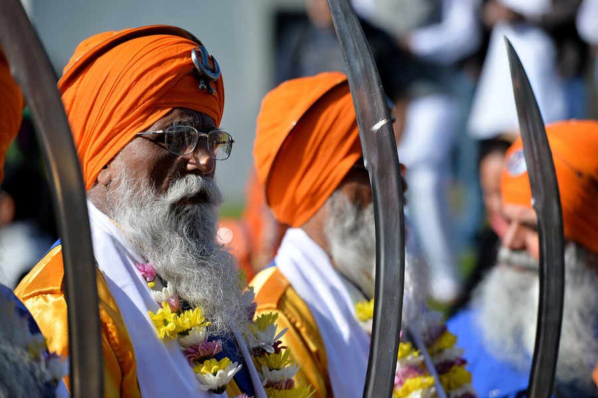 Thousands take part in Wolverhampton Vaisakhi procession PICTURES and