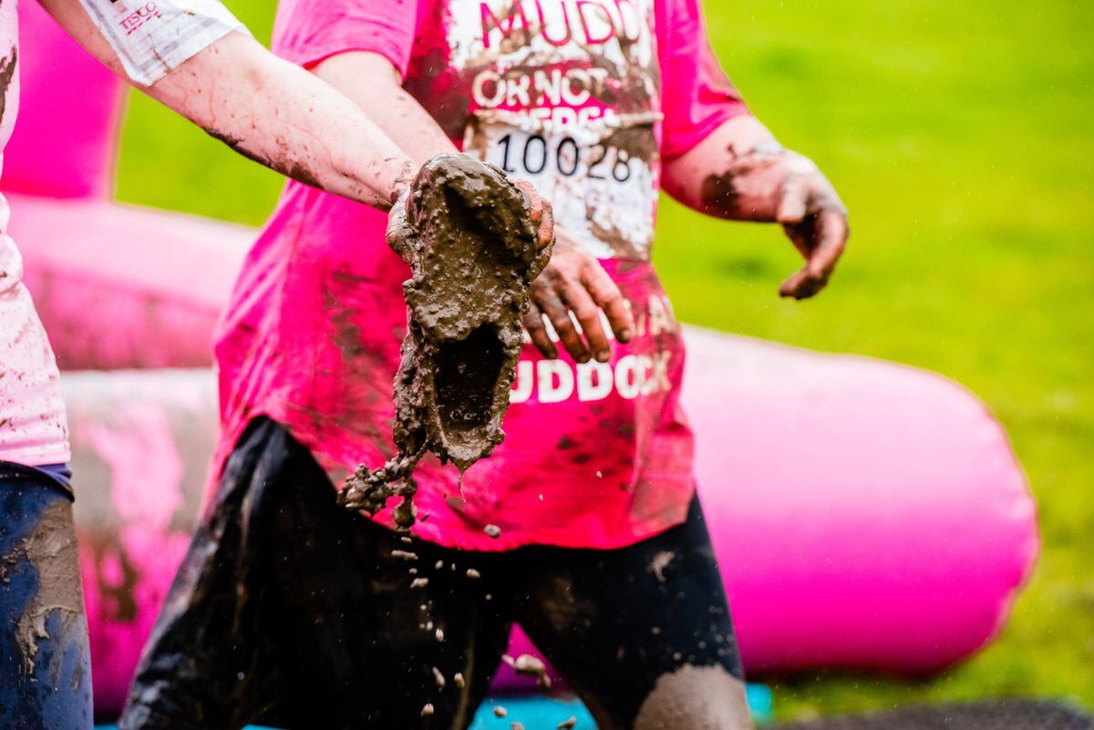 race for life pretty muddy t shirt