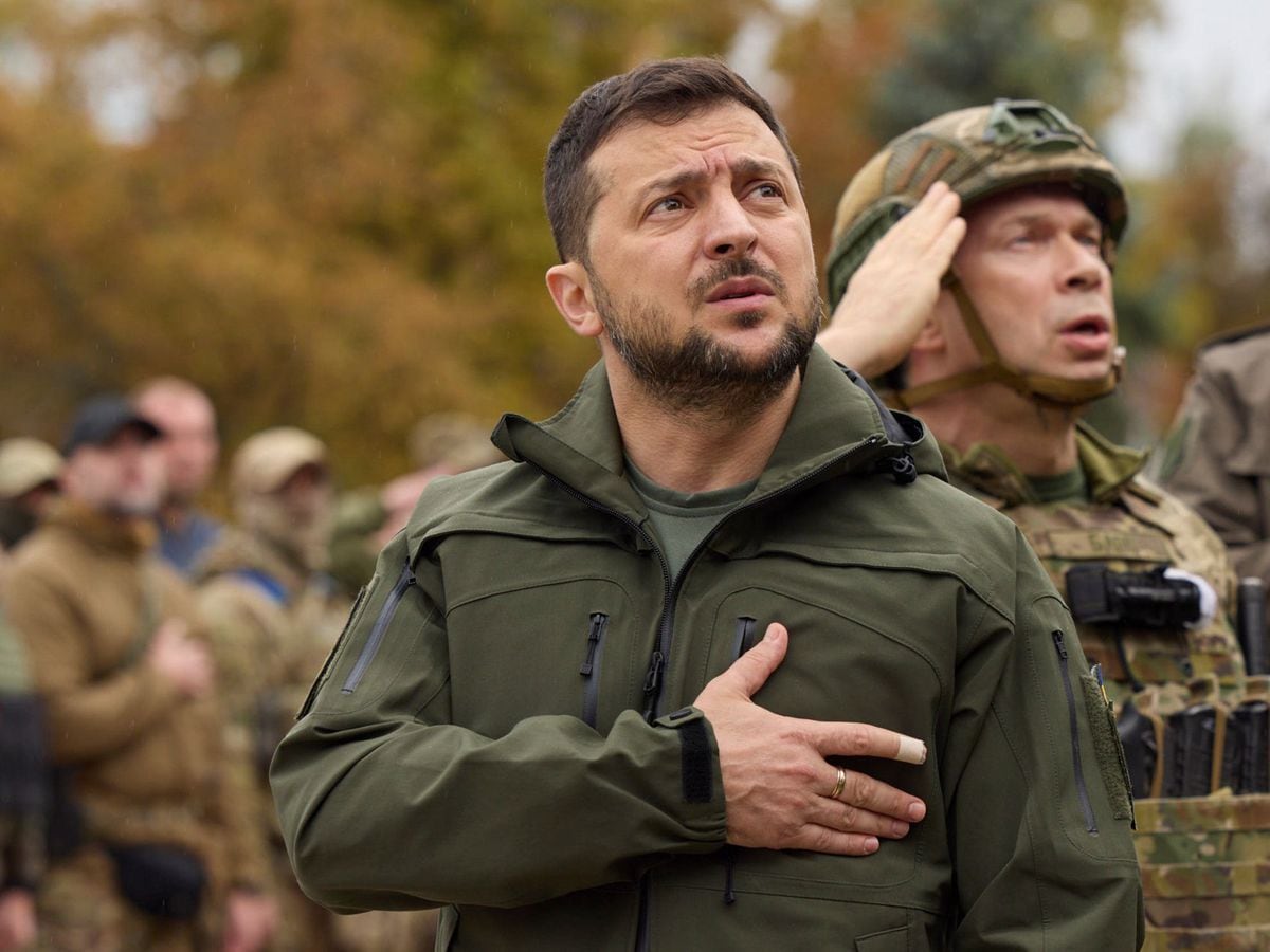 Volodymyr Zelensky not seriously injured in car crash after battlefield ...