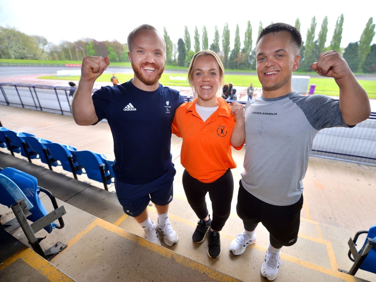 Dwarf Games Take Over Aldersley Leisure Village In Wolverhampton Express And Star