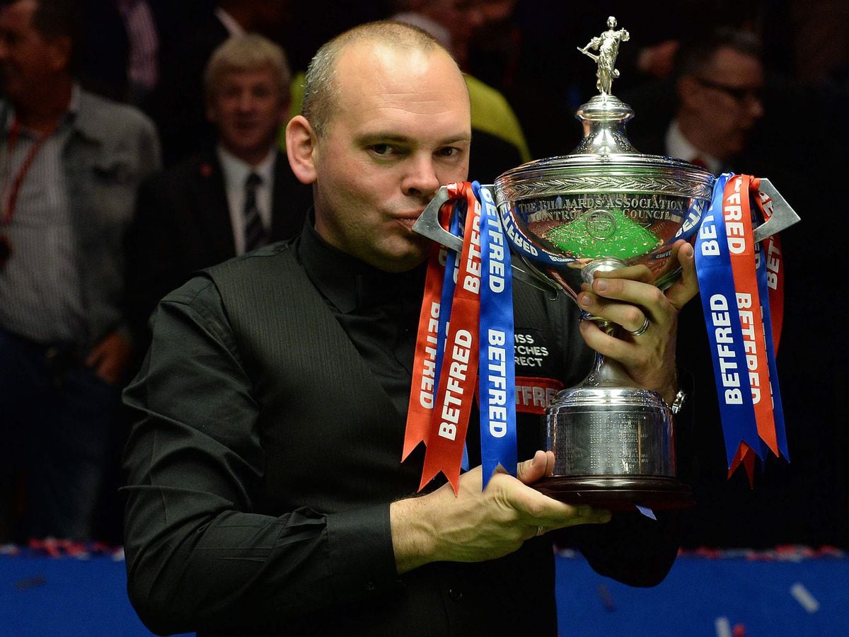 Former world champion Stuart Bingham seals Crucible return | Express & Star