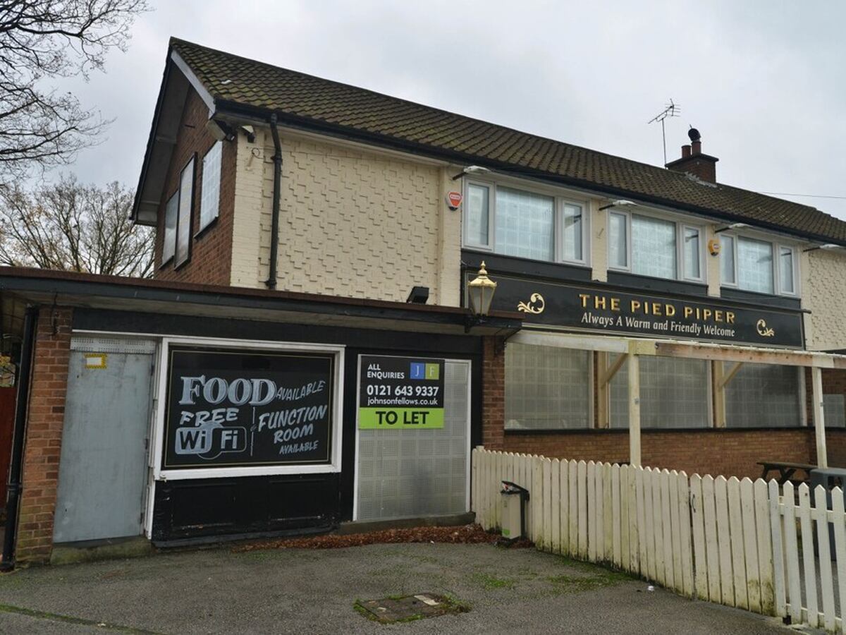 Cannock pub to be transformed into shop and flat after five years