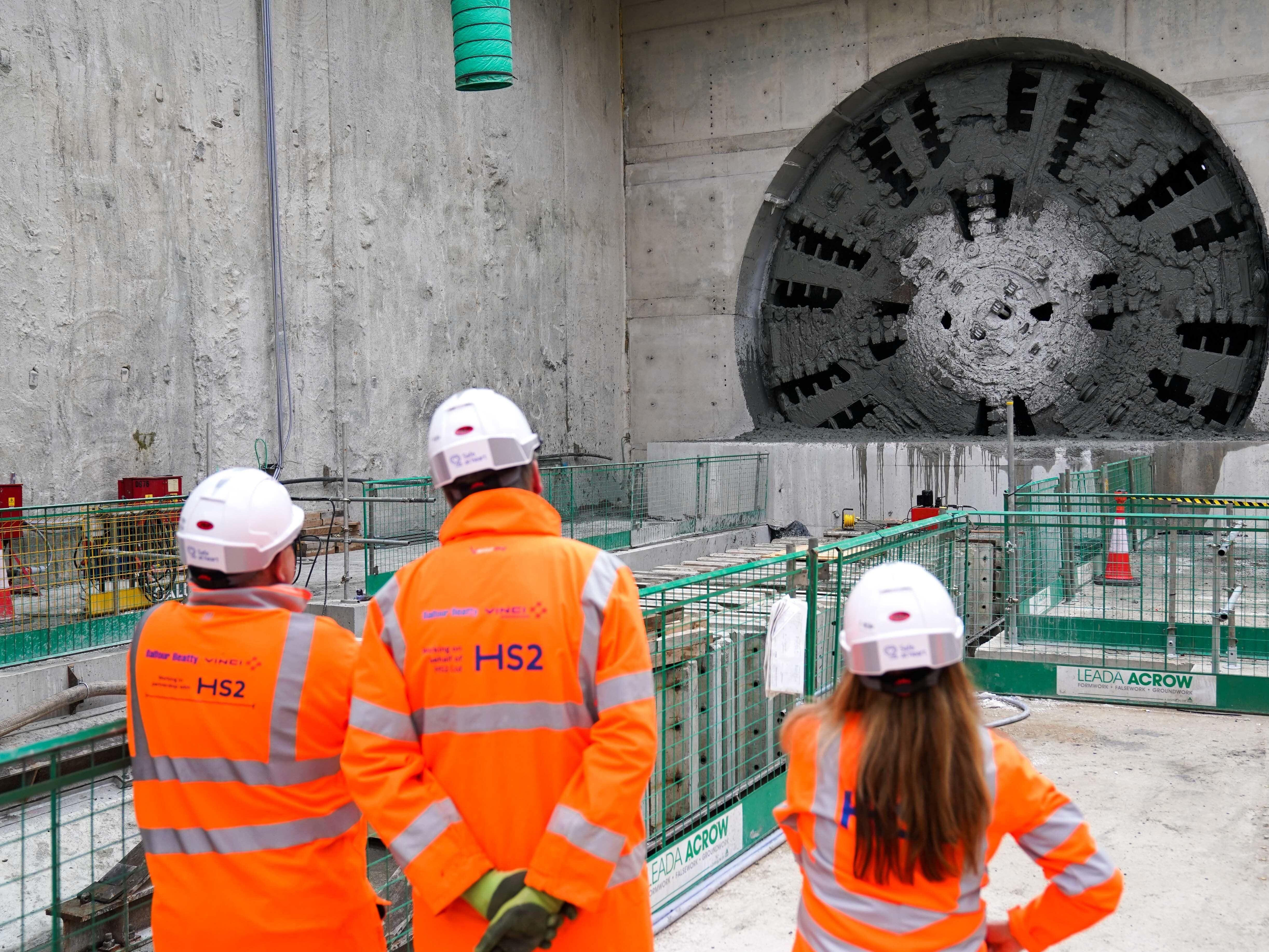 Labour will aim to deliver major transport schemes 25% faster and 20% cheaper