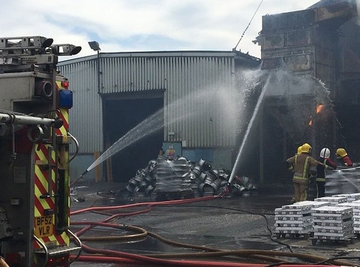 Thirty firefighters tackle Norton Canes factory blaze - WATCH | Express ...