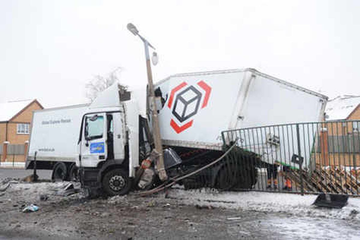 Lorry Smashes Into Lamp Post Express And Star