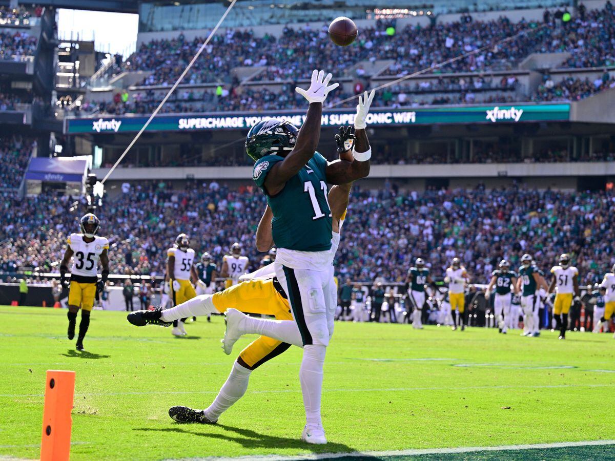 Philadelphia Eagles Remain Undefeated With 35-13 Win Over Pittsburgh ...