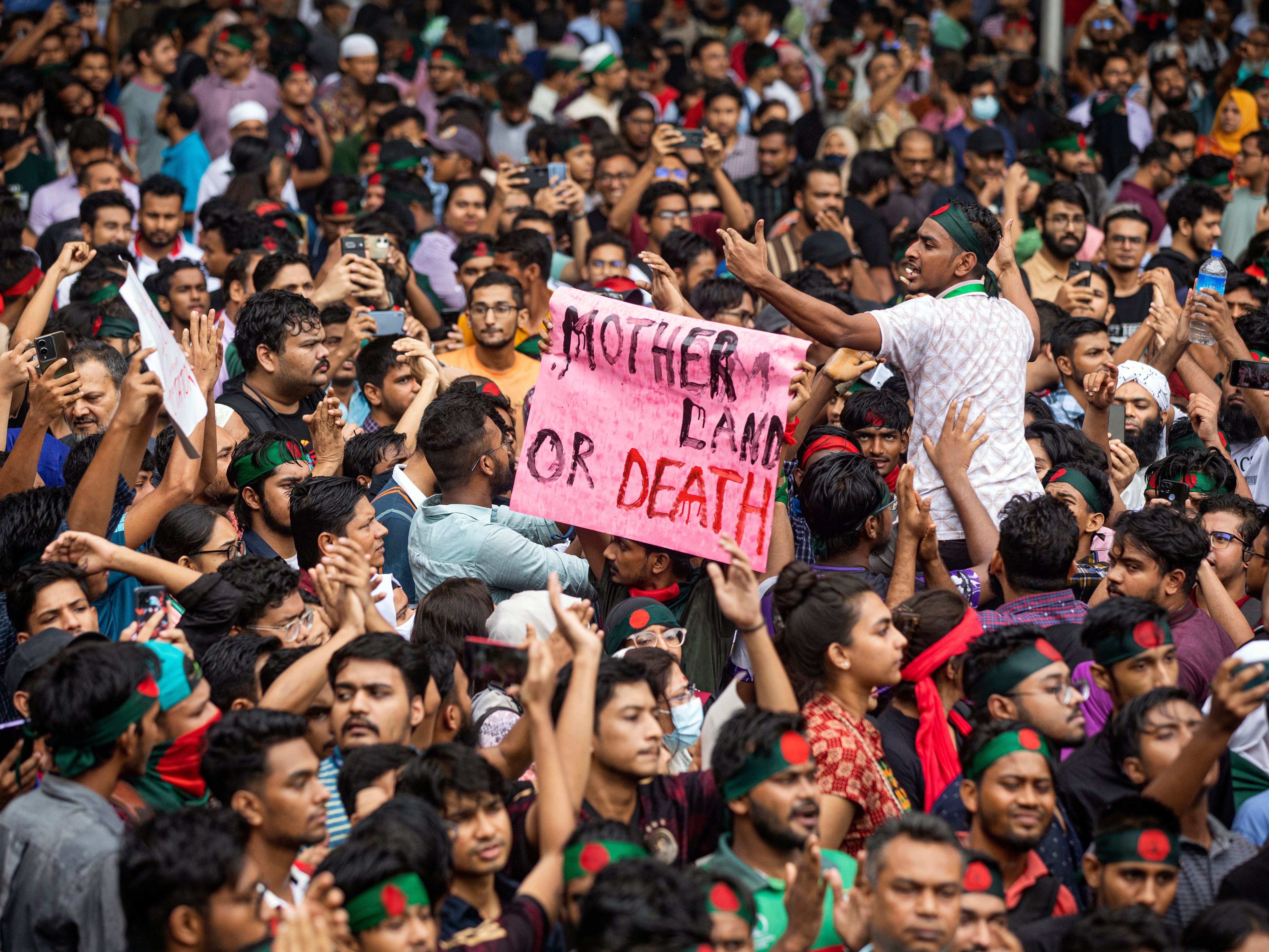 Thousands protest in Bangladesh to demand resignation of prime minister