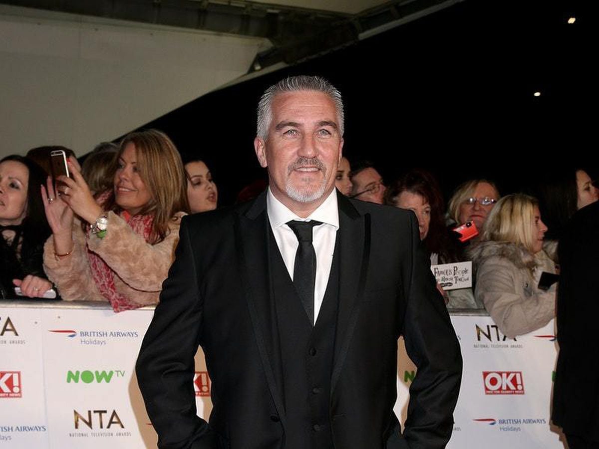 Paul Hollywood gives first ever handshake for showstopper on Bake Off