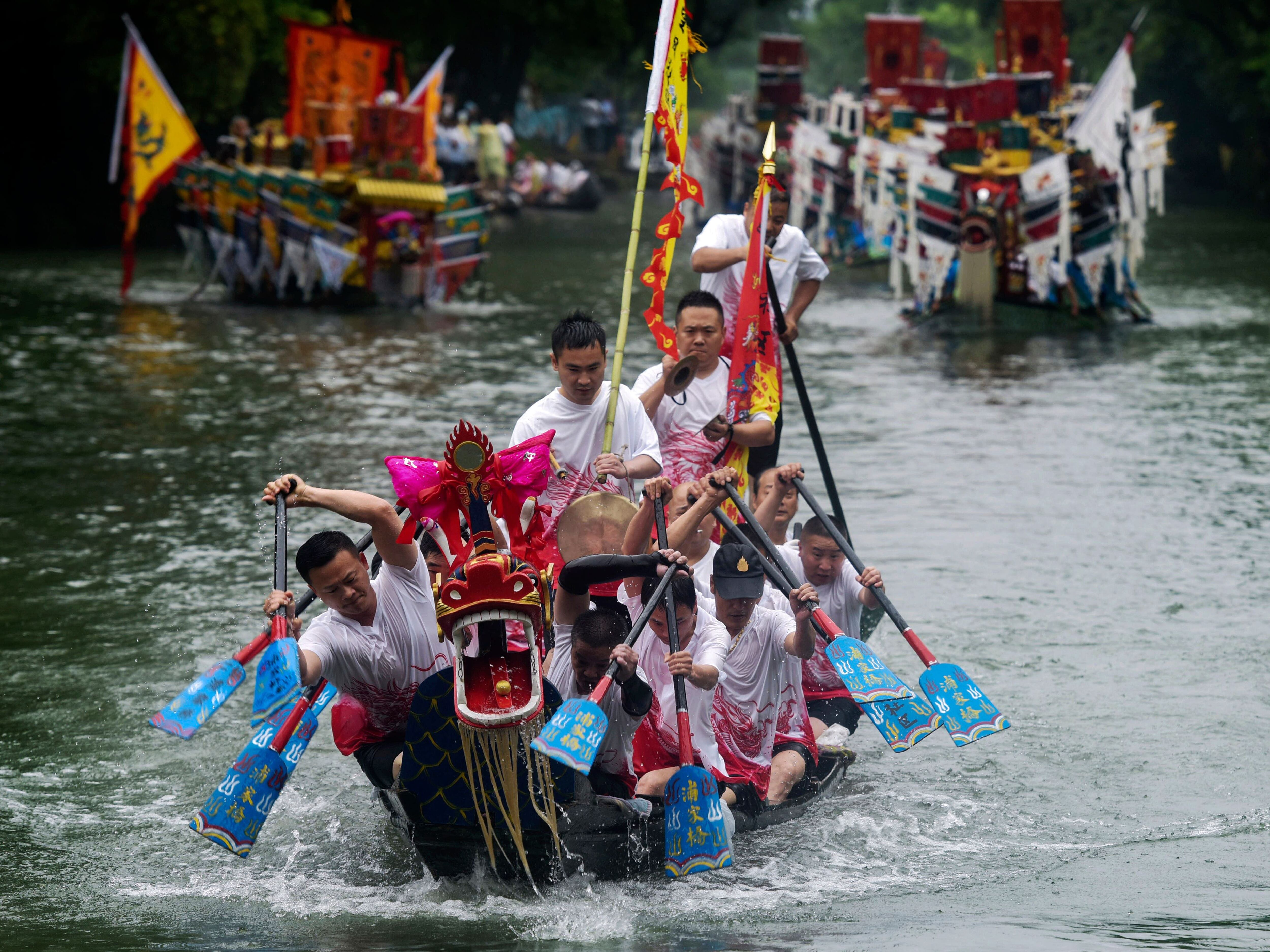 Dragon boat racing puts modern twist on an ancient tradition