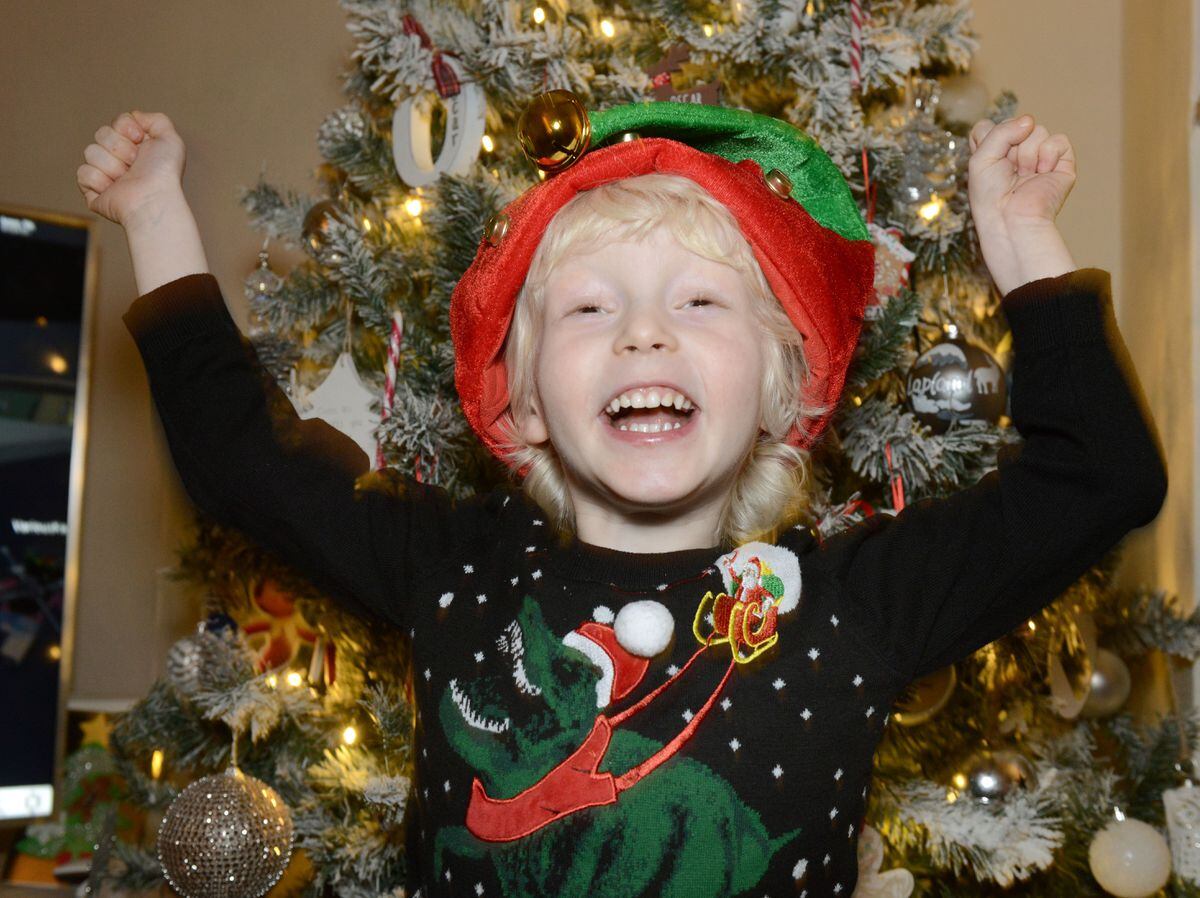 Perfect Christmas for young Oscar and family after cancer battle ...