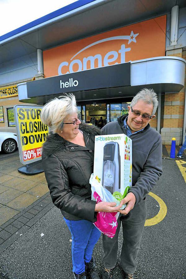 Shoppers pounce at Wolverhampton Comet store Express Star