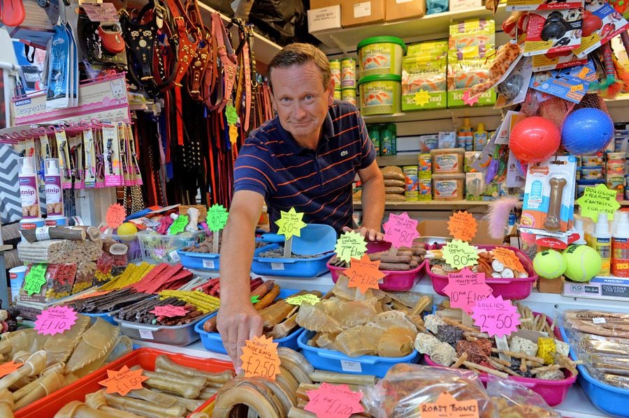 Joy and confusion as West Bromwich indoor market reopens | Express & Star