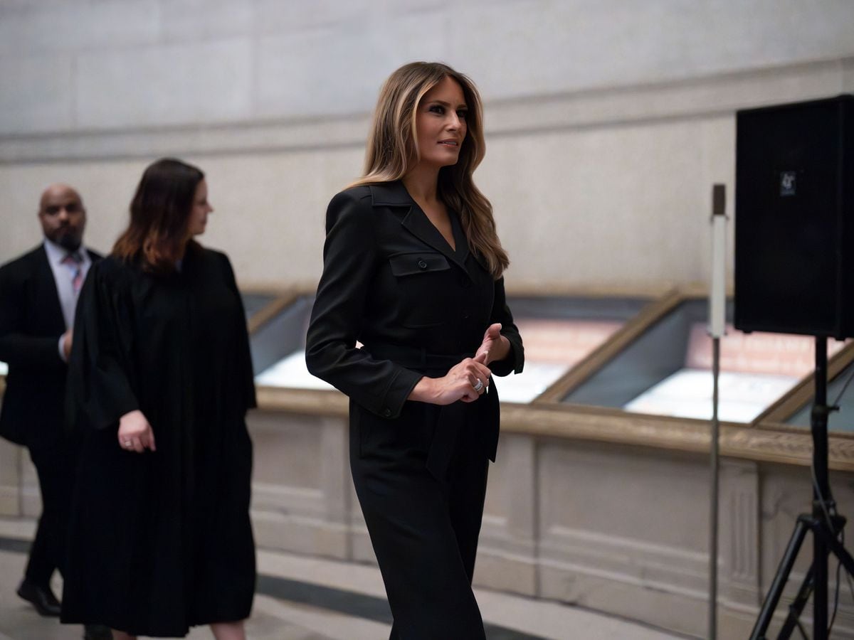 Melania Trump Welcomes New Citizens At National Archives Ceremony