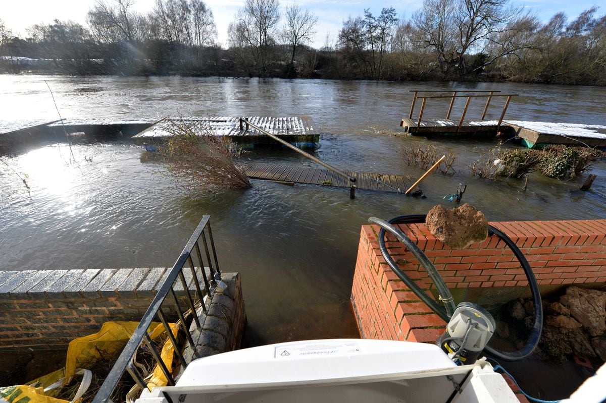 Clean-up under way once again after River Severn flooding | Express & Star