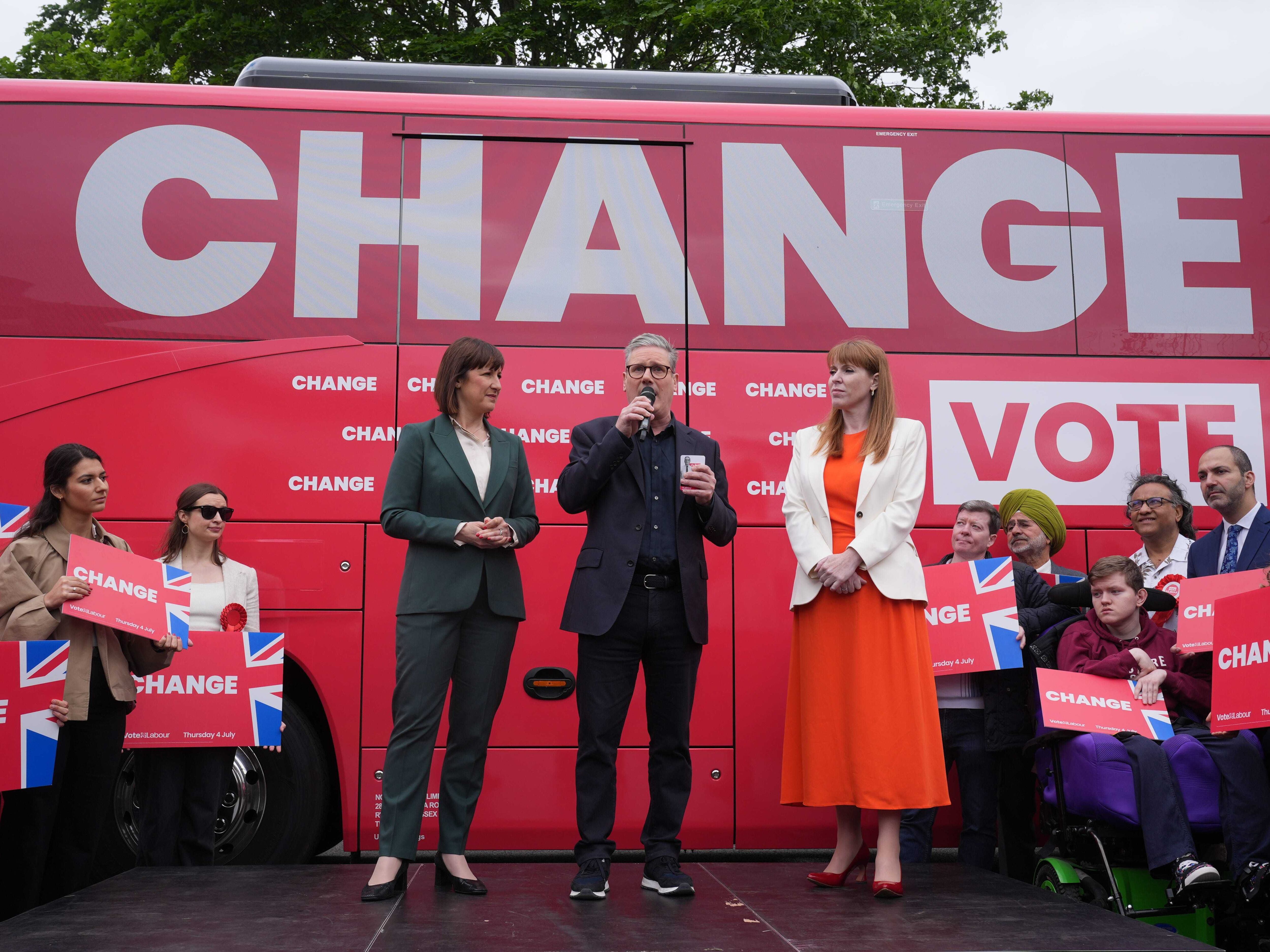 ‘You wait then three come in a row’ – Starmer compares buses to Tory defections