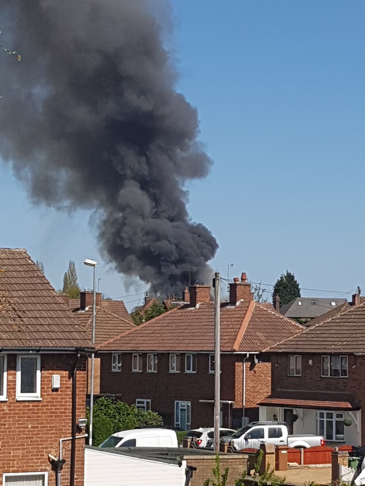 GALLERY: Huge smoke plume from Willenhall recycling fire seen across ...