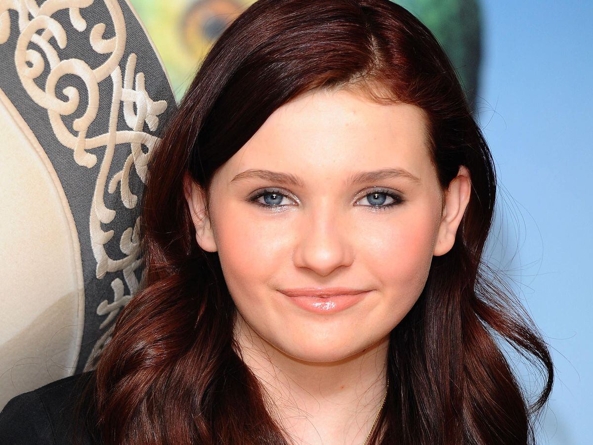 Actress Abigail Breslin Reveals Her Father Has Died From Covid Express Star