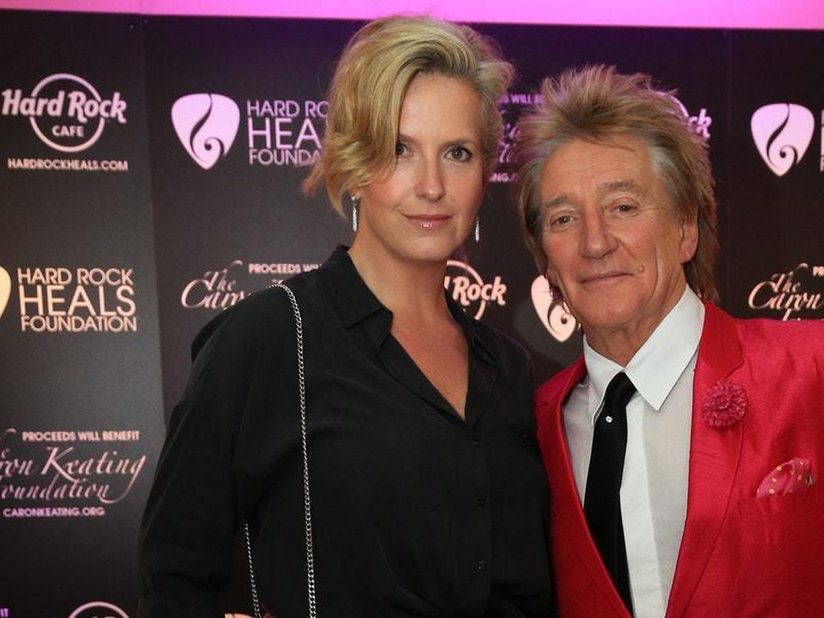 Sir Rod Stewart and Penny Lancaster renew their vows in star-studded ...