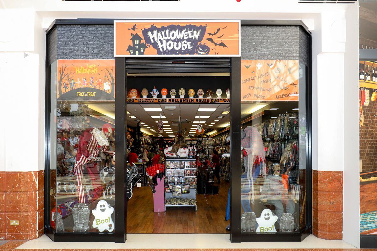 The shop halloween shop