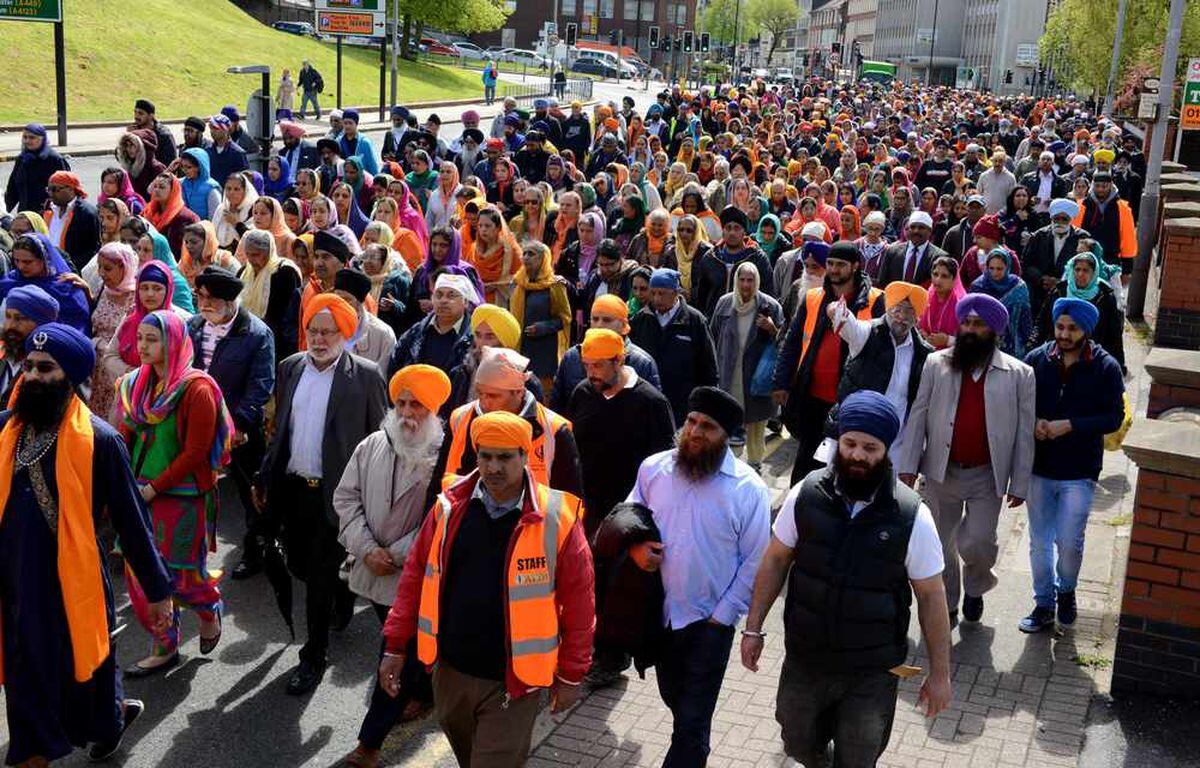 WATCH Thousands revel in festival of Vaisakhi in Wolverhampton