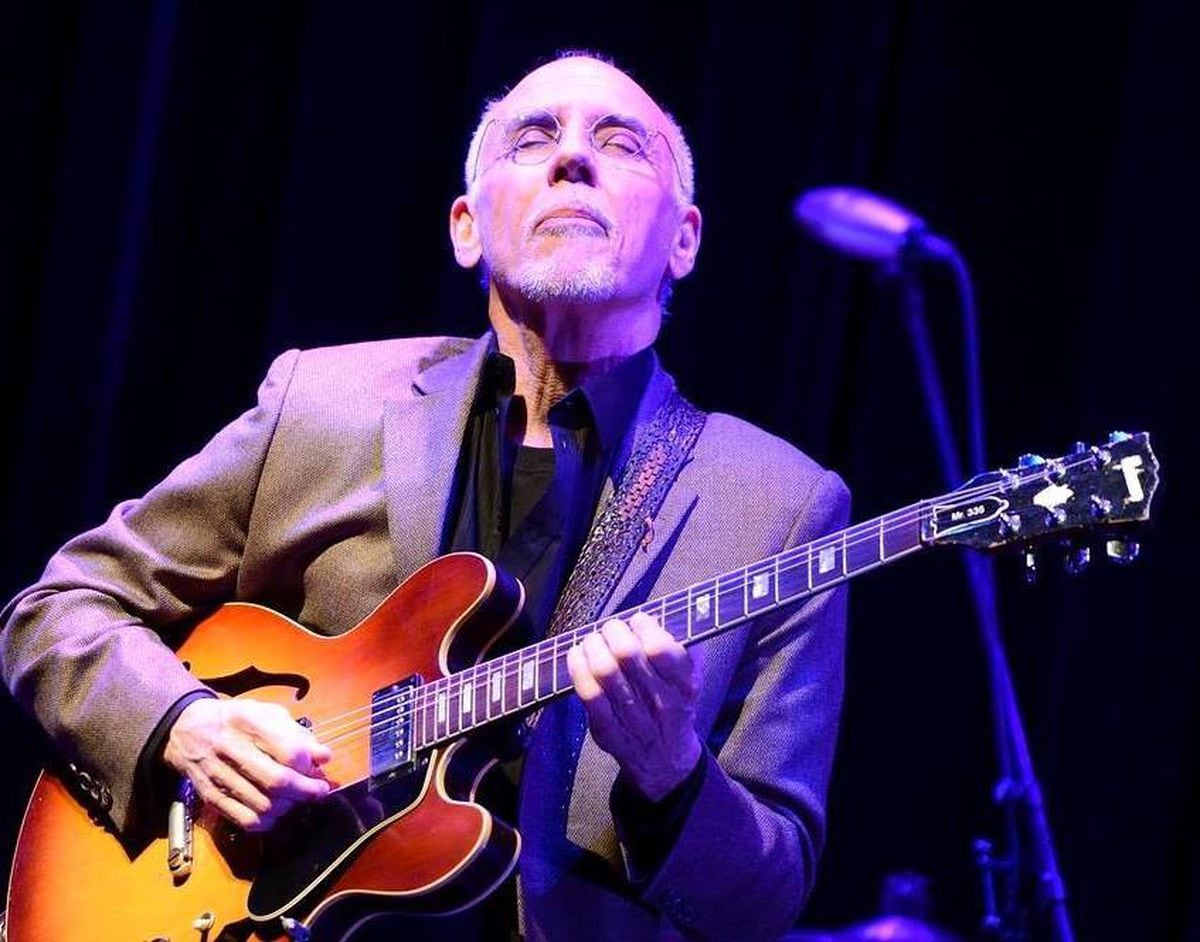 Guitar icon Larry Carlton to play Birmingham Express & Star