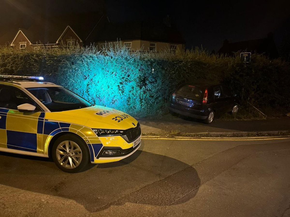 stafford-police-arrest-alleged-drink-driver-who-crashed-into-a-hedge