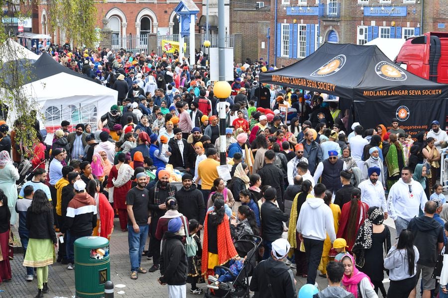 Smethwick streets are alive for Vaisakhi celebrations | Express & Star