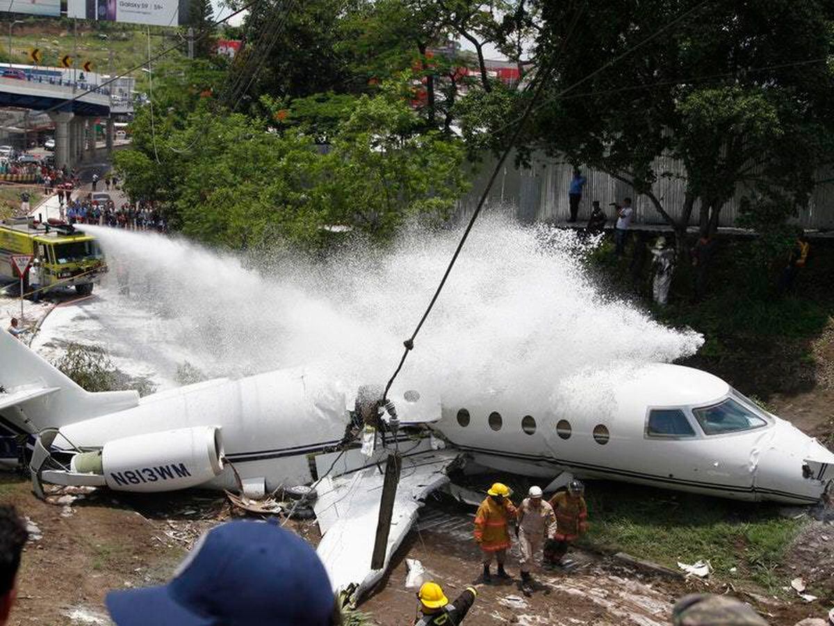 Crew and passengers rescued after private jet crashes at Honduras ...