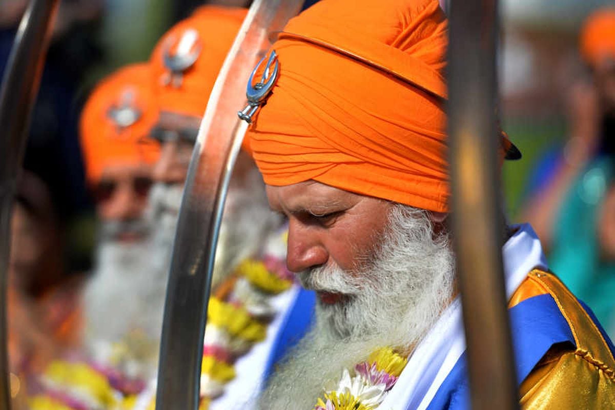 Thousands take part in Wolverhampton Vaisakhi procession PICTURES and