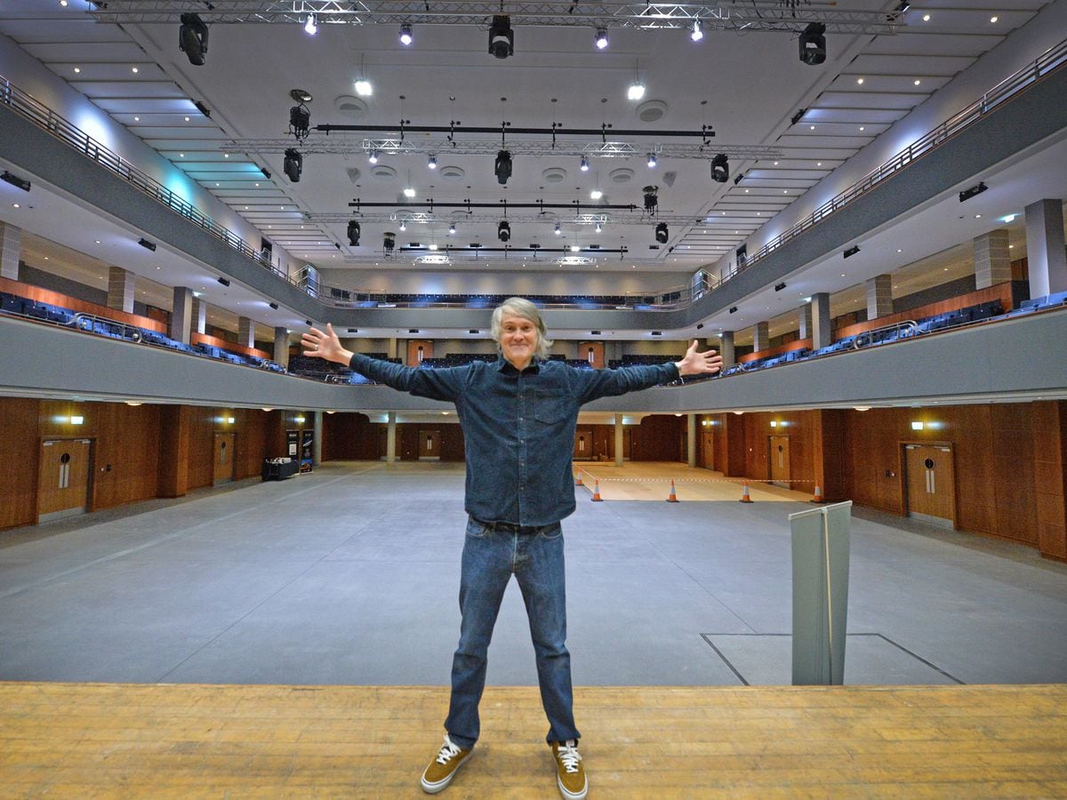 peek-inside-civic-halls-with-famous-wolverhampton-venue-almost-ready-to