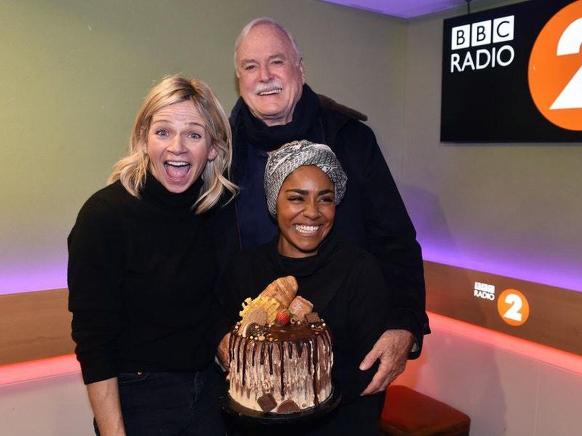 Zoe Ball kicks off debut Radio 2 Breakfast Show with Aretha Franklin’s ...