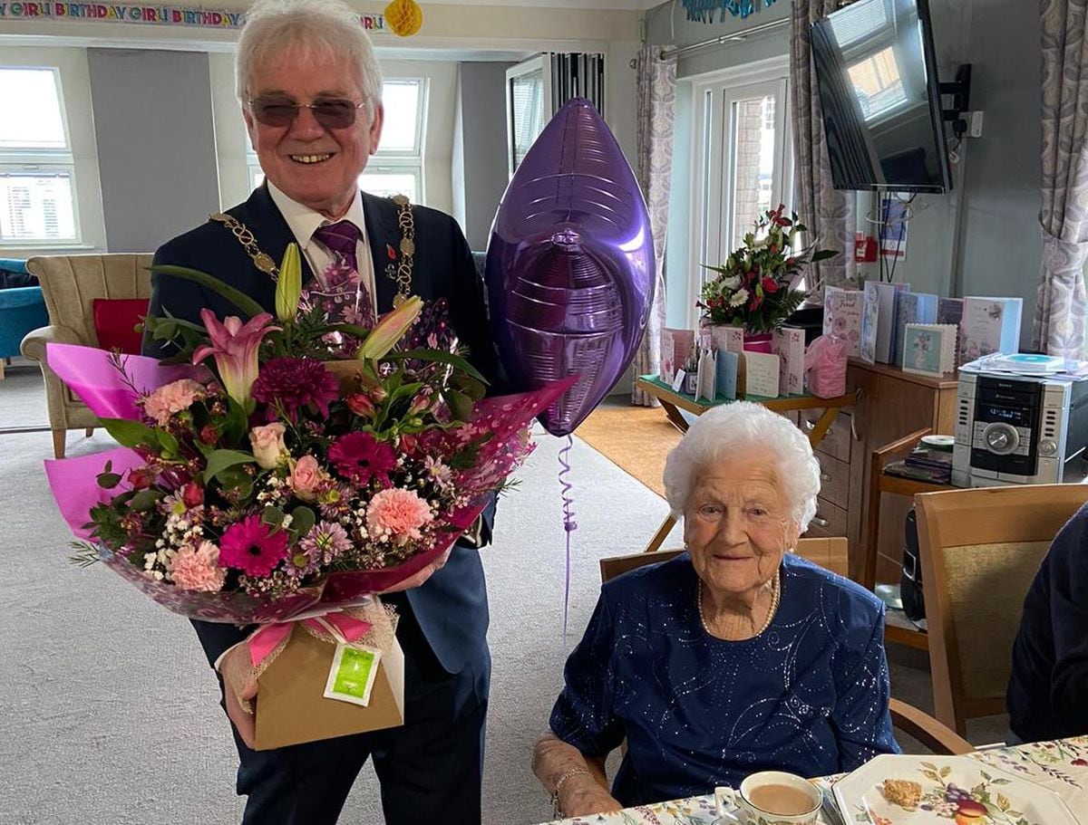 'Very special' Cheslyn Hay woman celebrates 104th birthday | Express & Star