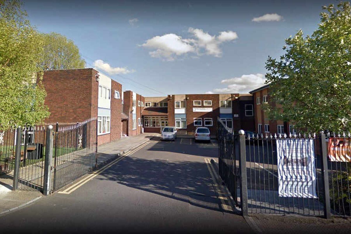 Walsall Muslim faith school still not meeting standards | Express & Star