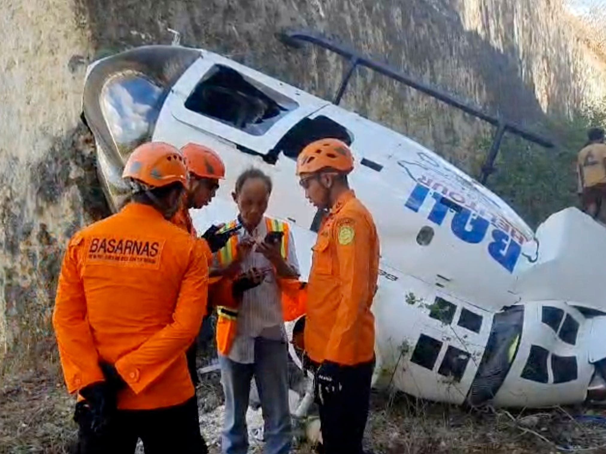 Five people survive tourist helicopter crash in Bali