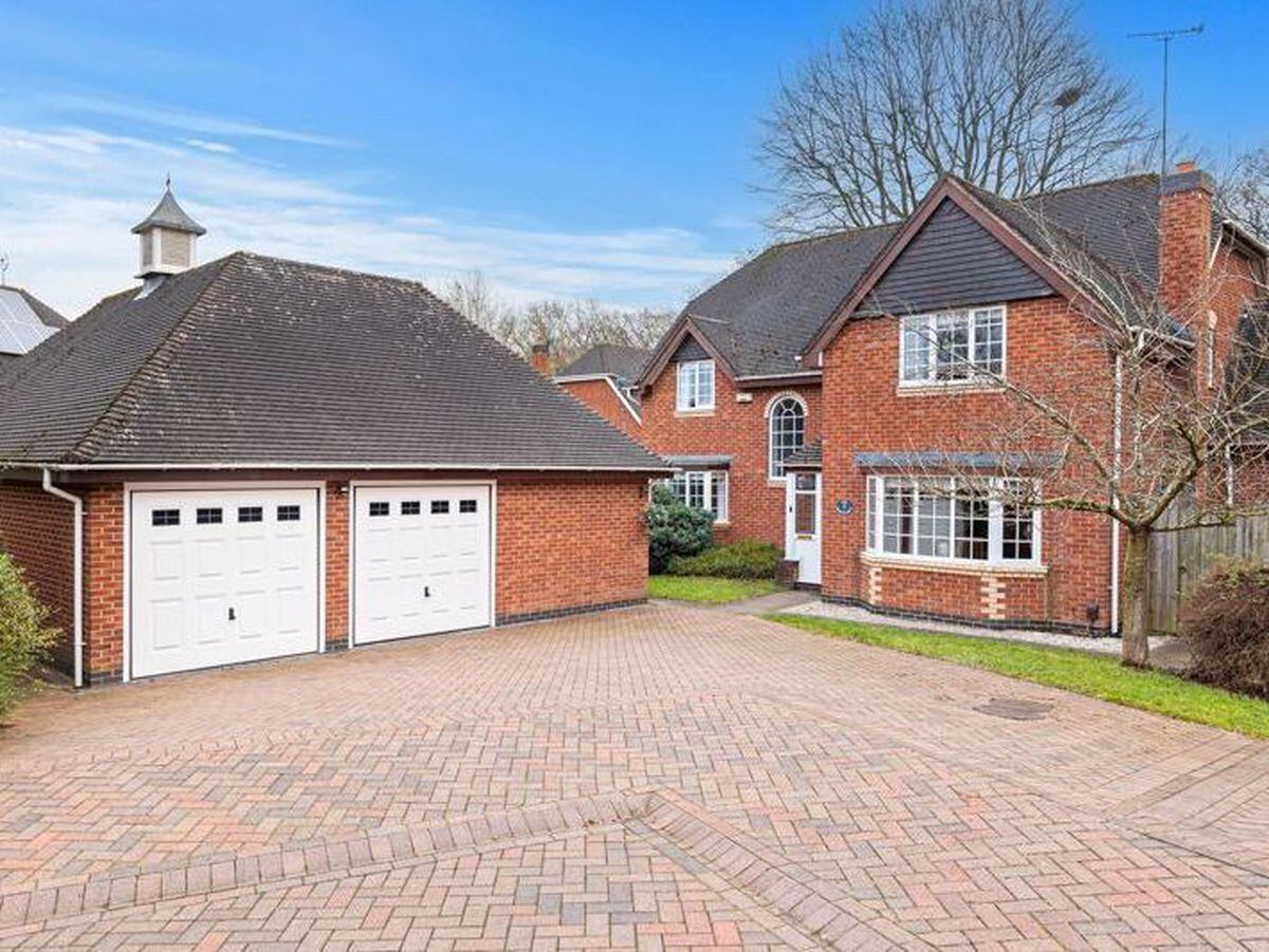 Own An Executive Five Bedroom House - For Less Than You Would Expect ...