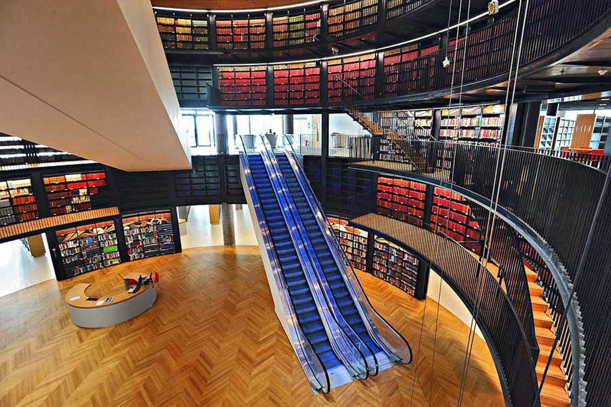 First glimpse inside Birmingham's new £188m library | Express & Star