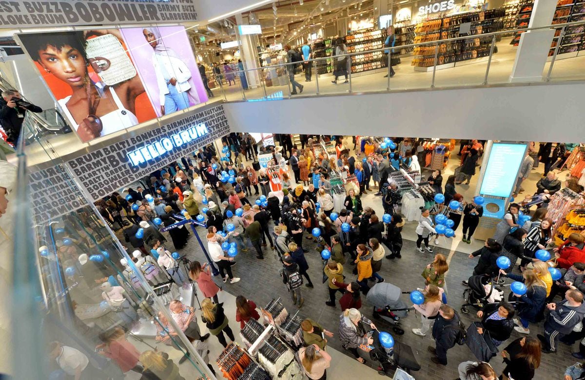 World's biggest Primark opens in Birmingham - PICTURES and VIDEO